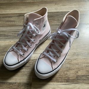 Chuck Taylor High Lift